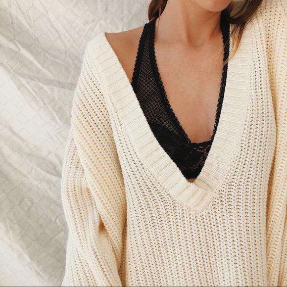 vintage Sweaters - Vintage Cream Oversized Cable Knit Sweater Boho